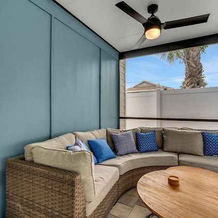 Poolside Oasis - Just Steps To The Sand! - Monthly Beach Rental Clearwater Beach Exterior foto