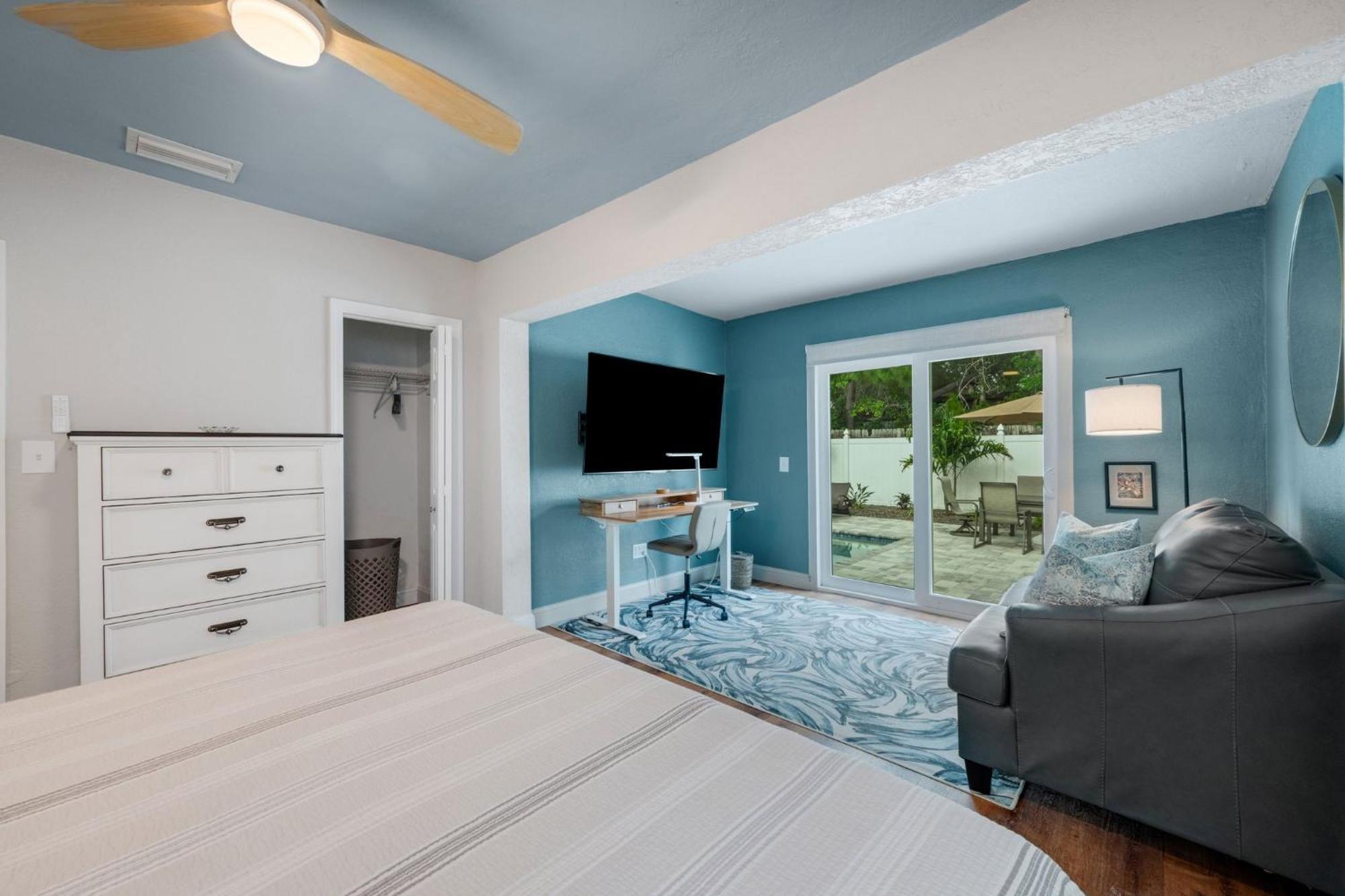 Poolside Oasis - Just Steps To The Sand! - Monthly Beach Rental Clearwater Beach Exterior foto