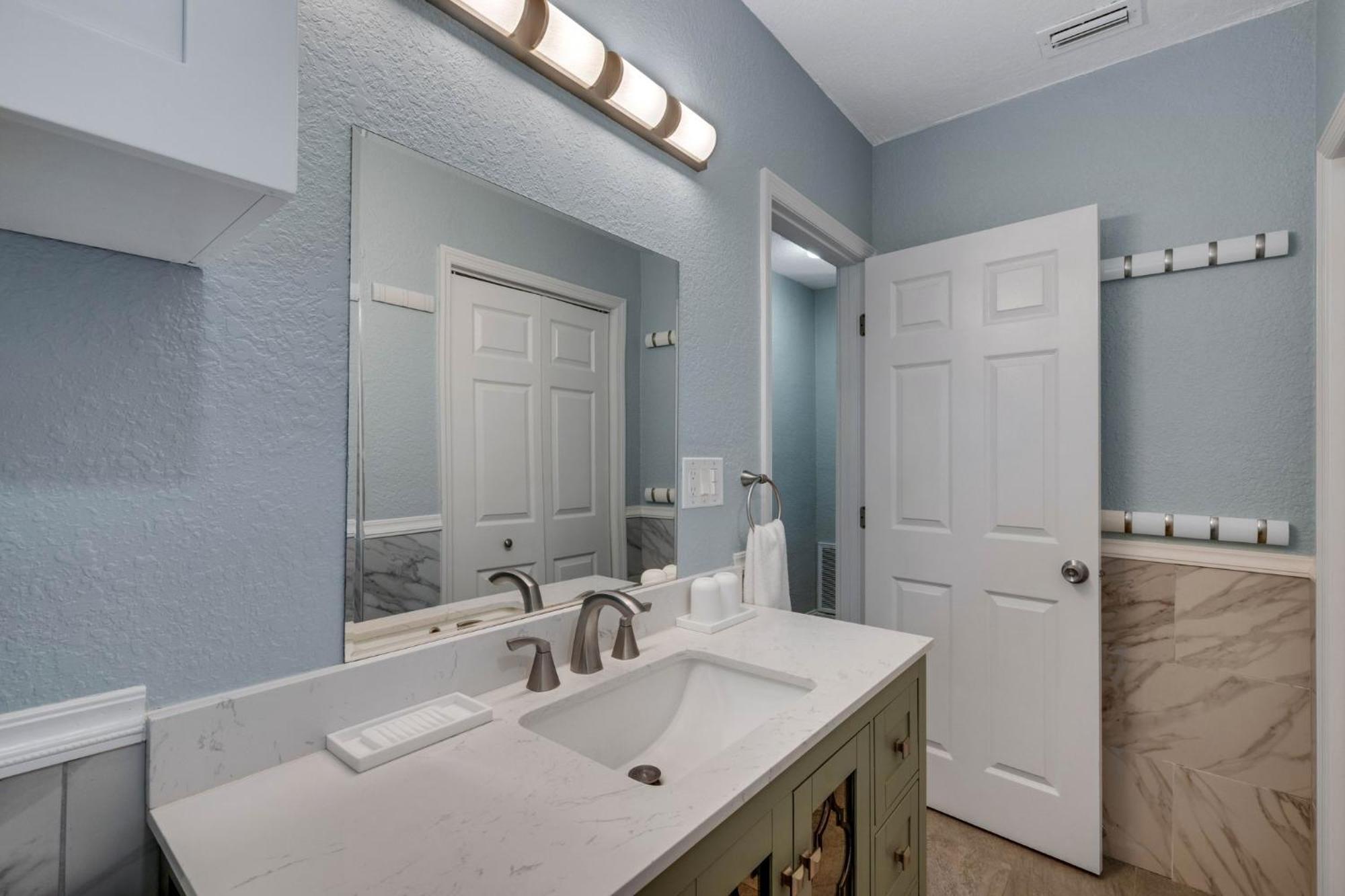 Poolside Oasis - Just Steps To The Sand! - Monthly Beach Rental Clearwater Beach Exterior foto