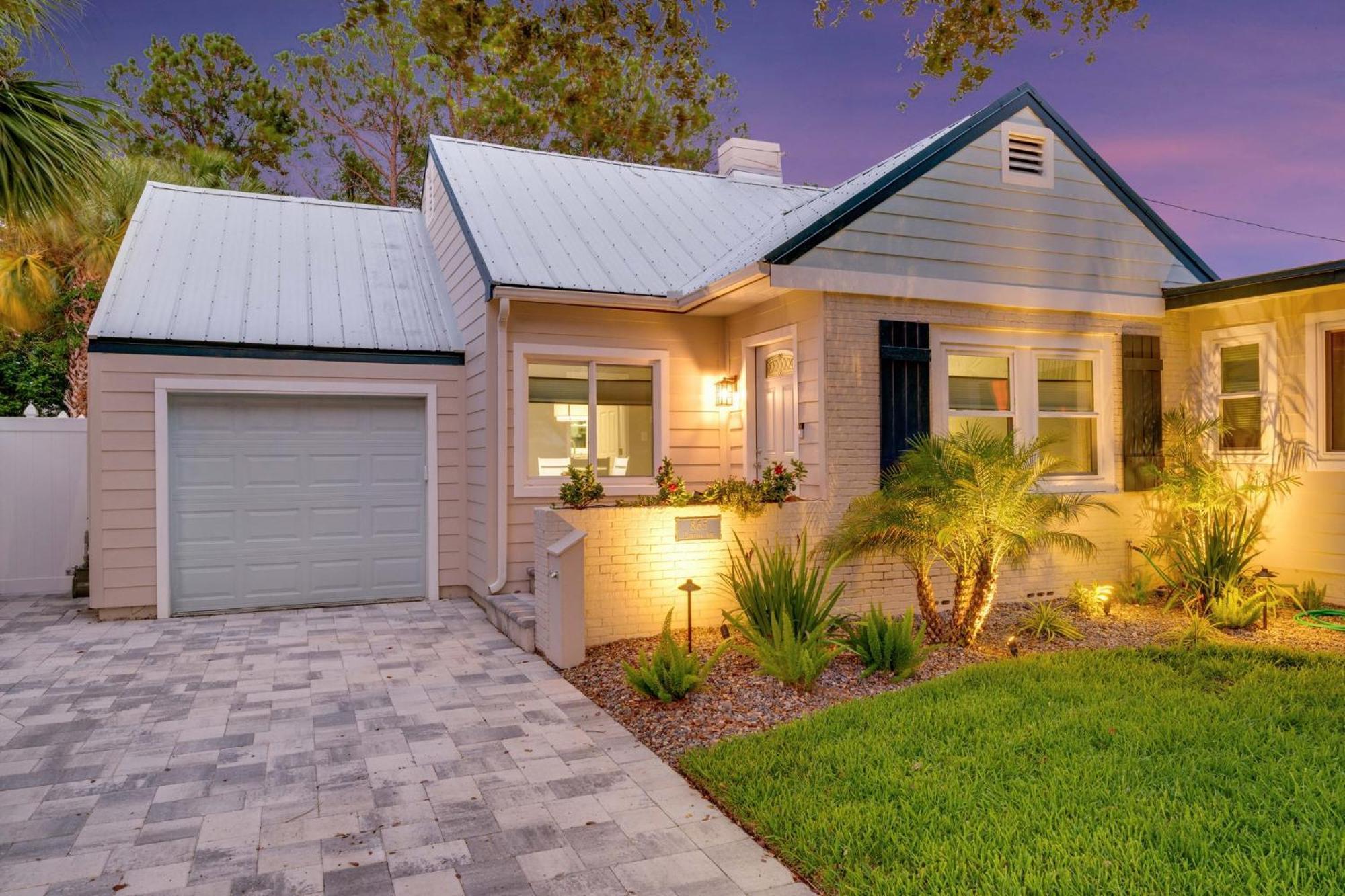 Poolside Oasis - Just Steps To The Sand! - Monthly Beach Rental Clearwater Beach Exterior foto