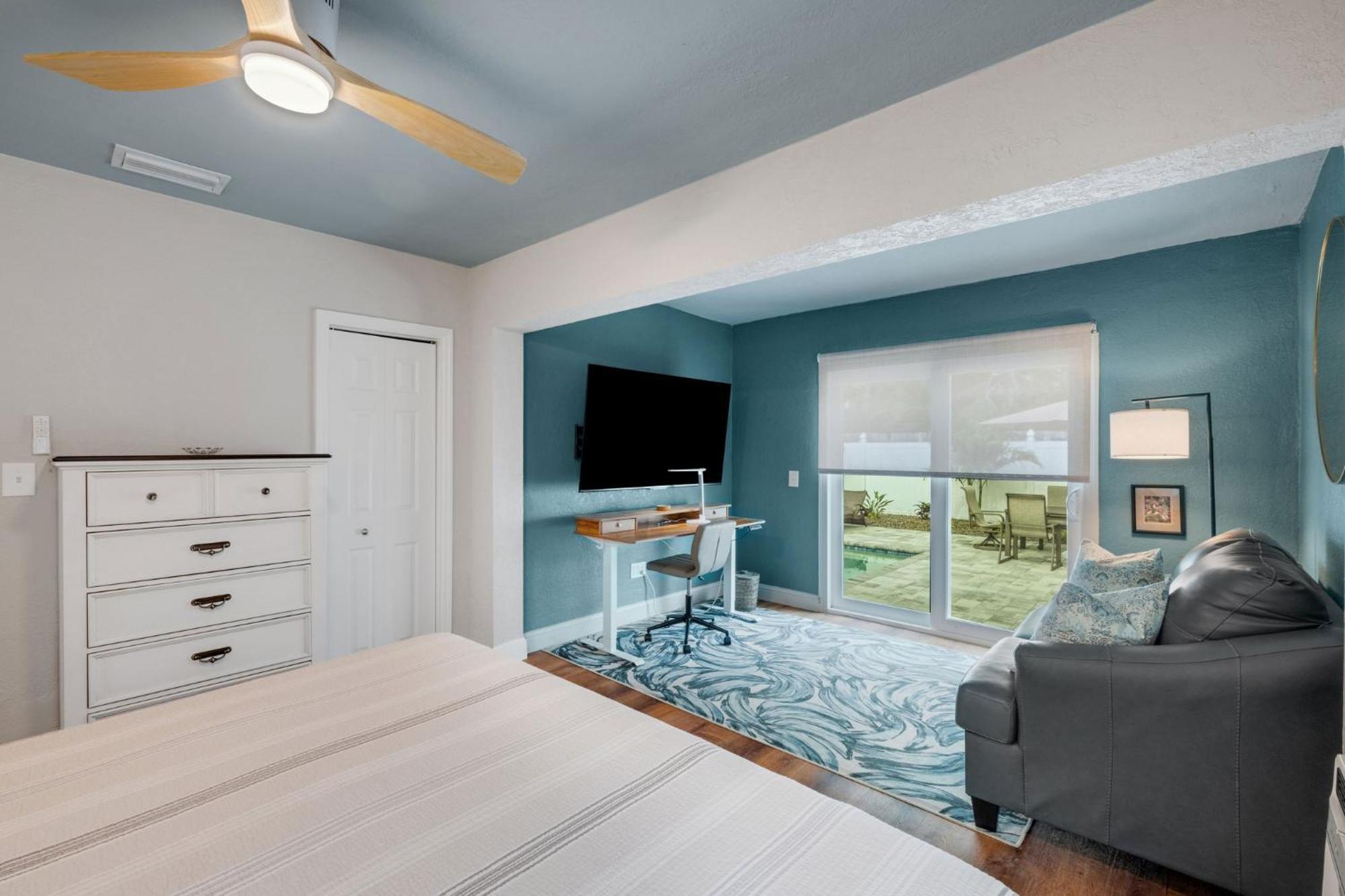 Poolside Oasis - Just Steps To The Sand! - Monthly Beach Rental Clearwater Beach Exterior foto