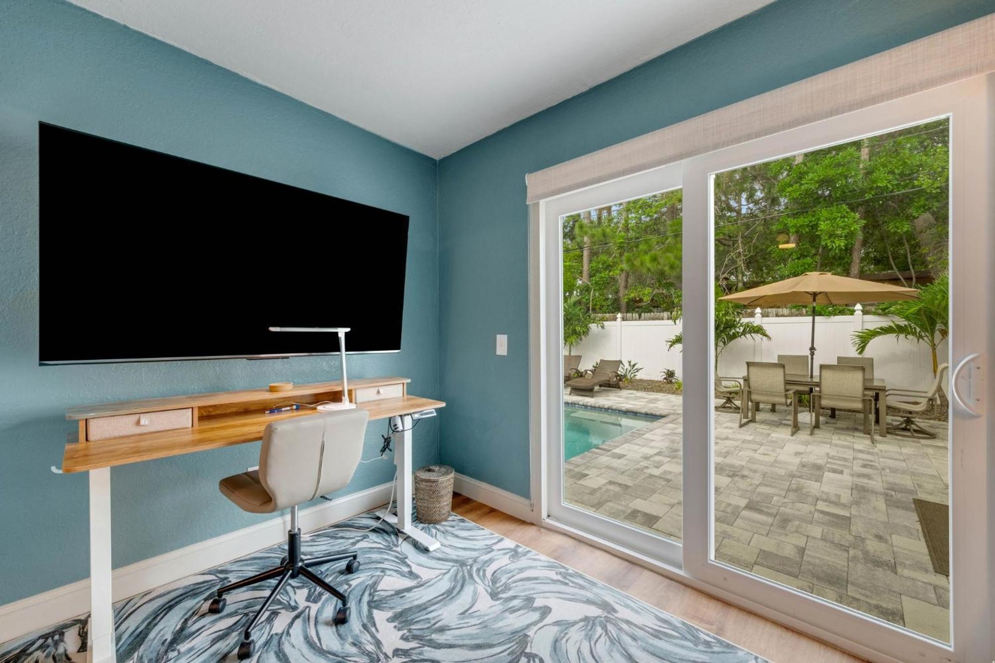 Poolside Oasis - Just Steps To The Sand! - Monthly Beach Rental Clearwater Beach Exterior foto