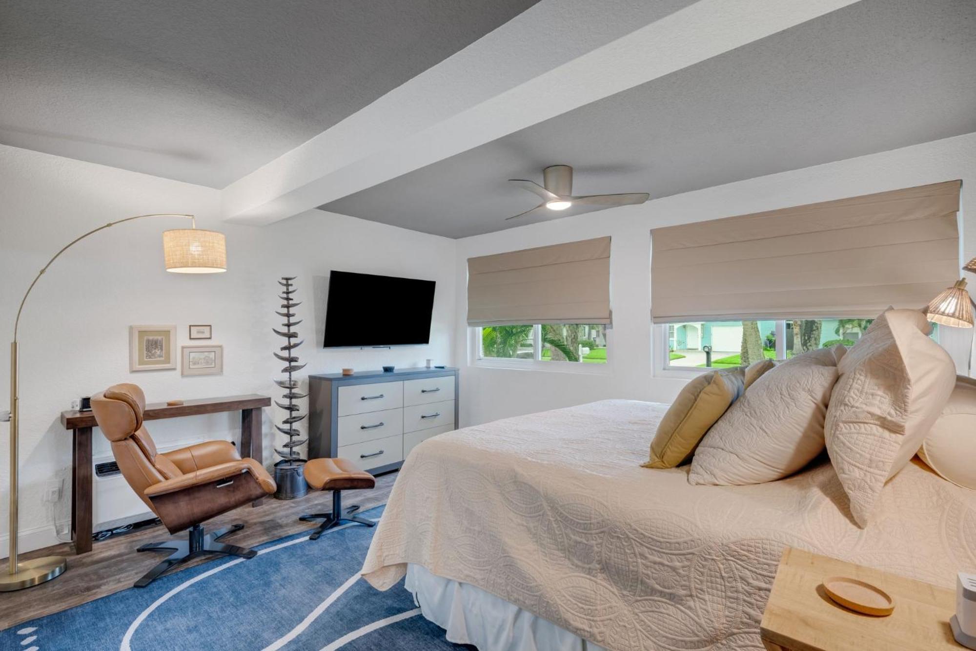 Poolside Oasis - Just Steps To The Sand! - Monthly Beach Rental Clearwater Beach Exterior foto